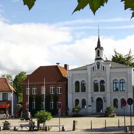 Monteurzimmer Oldenburg I.h. - Lage * Oldenburg in Holstein